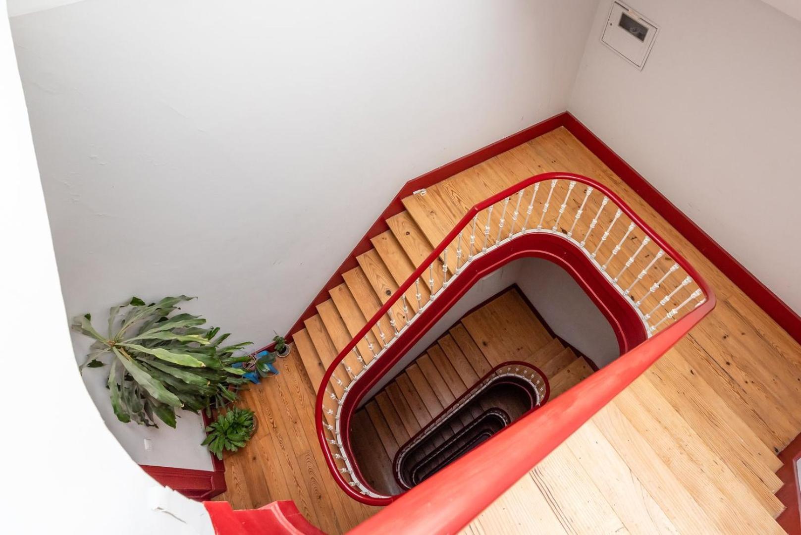 Апартаменты Guestready - Rare Terrace Apt, Historic Center Лиссабон Экстерьер фото